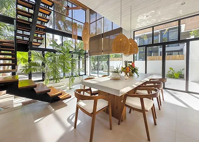 Baliwood By Breig Hotel